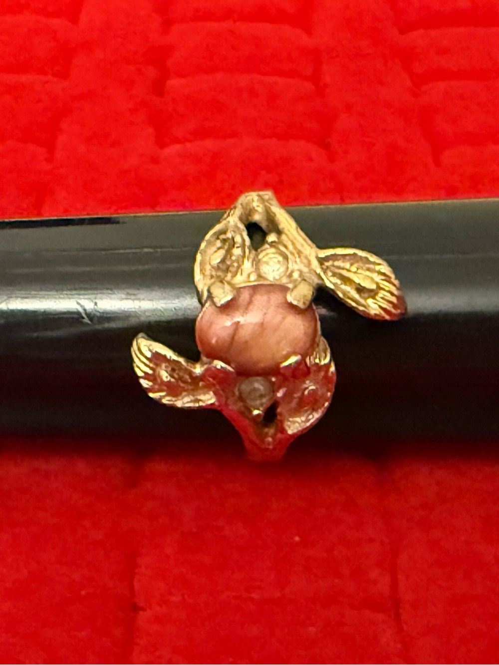 Vintage 18kt HGE Gold tone ring with orange Genuine Stone